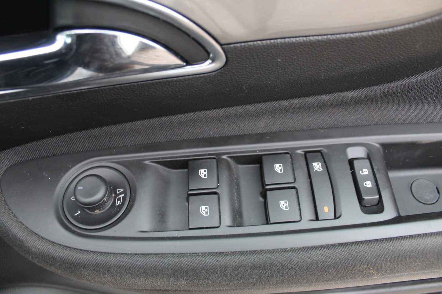 Used Vauxhall Mokka 2015 for sale - 77721367: Photo 21