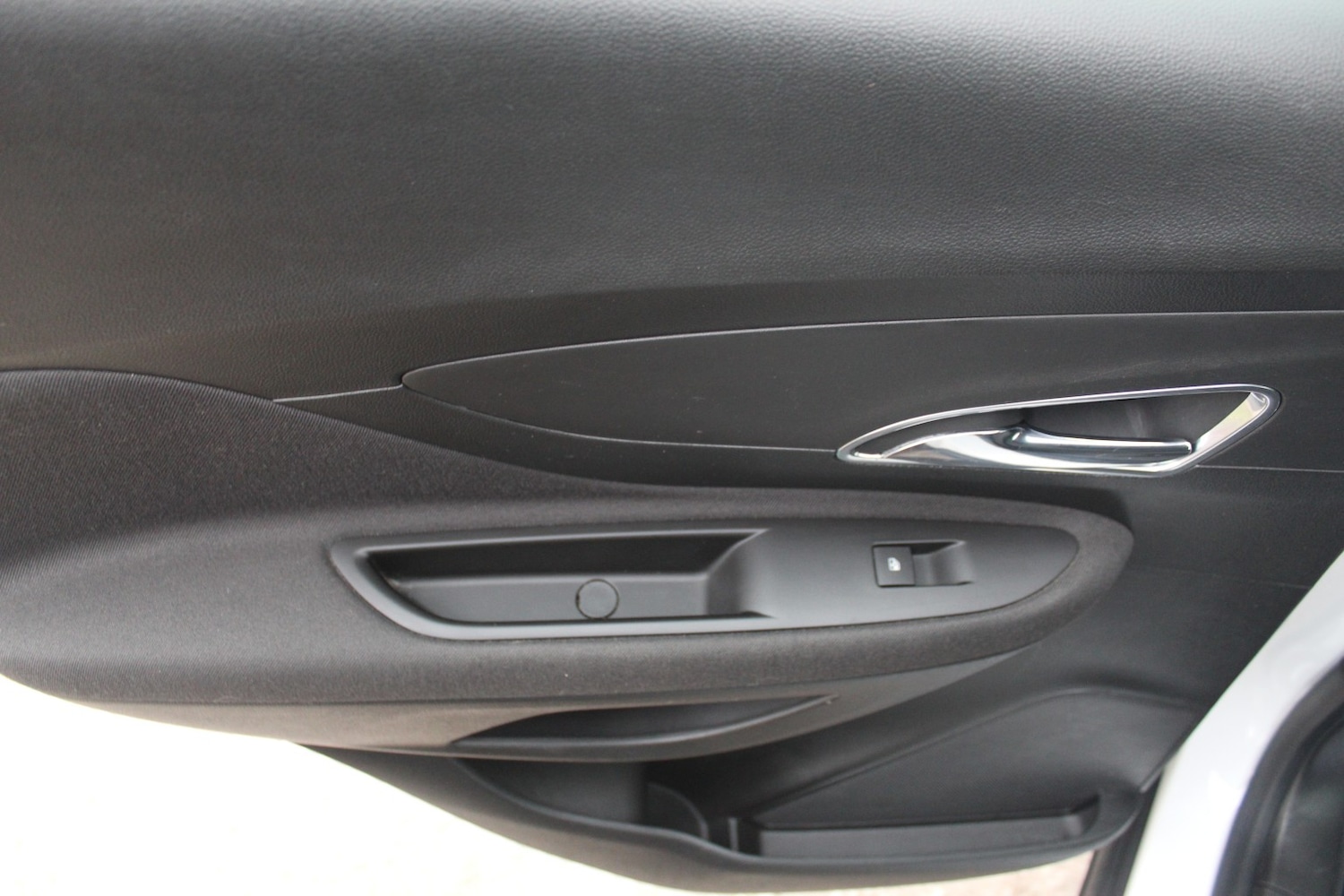 Used Vauxhall Mokka 2015 for sale - 77721367: Photo 28