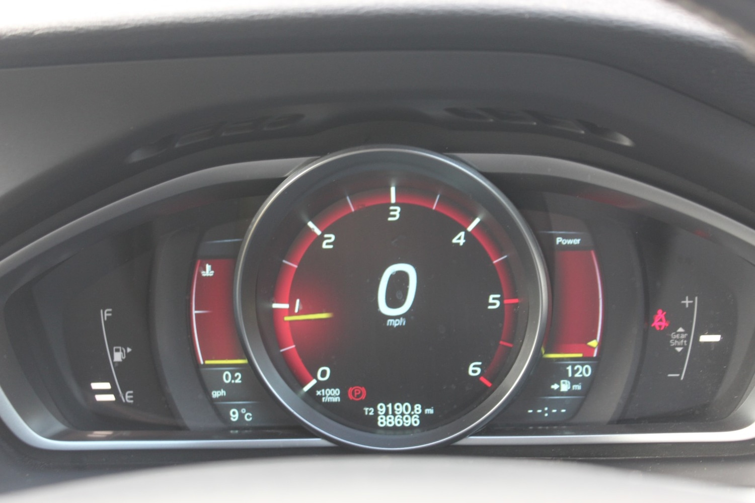 Used Volvo V40 2014 for sale - 78045514: Photo 14