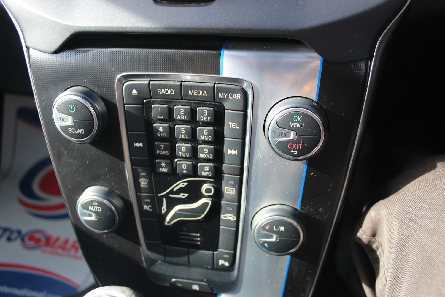 Used Volvo V40 2014 for sale - 78045514: Photo 15