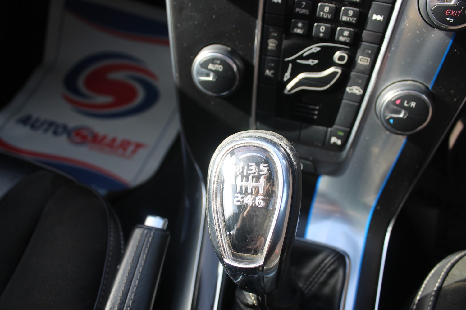 Used Volvo V40 2014 for sale - 78045514: Photo 16