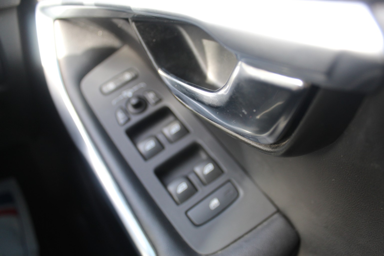 Used Volvo V40 2014 for sale - 78045514: Photo 23