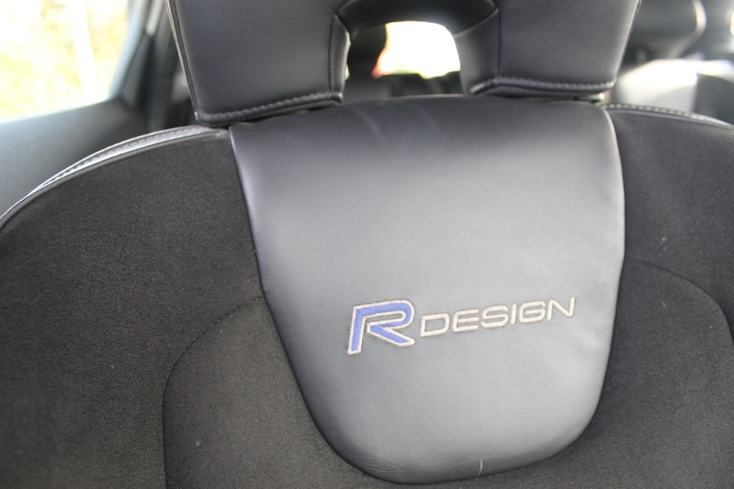 Used Volvo V40 2014 for sale - 78045514: Photo 25