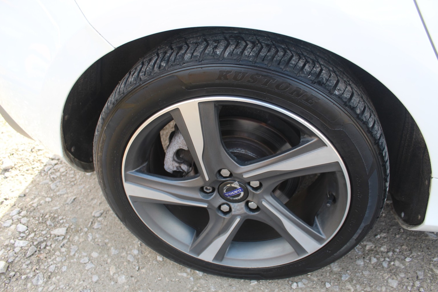 Used Volvo V40 2014 for sale - 78045514: Photo 9