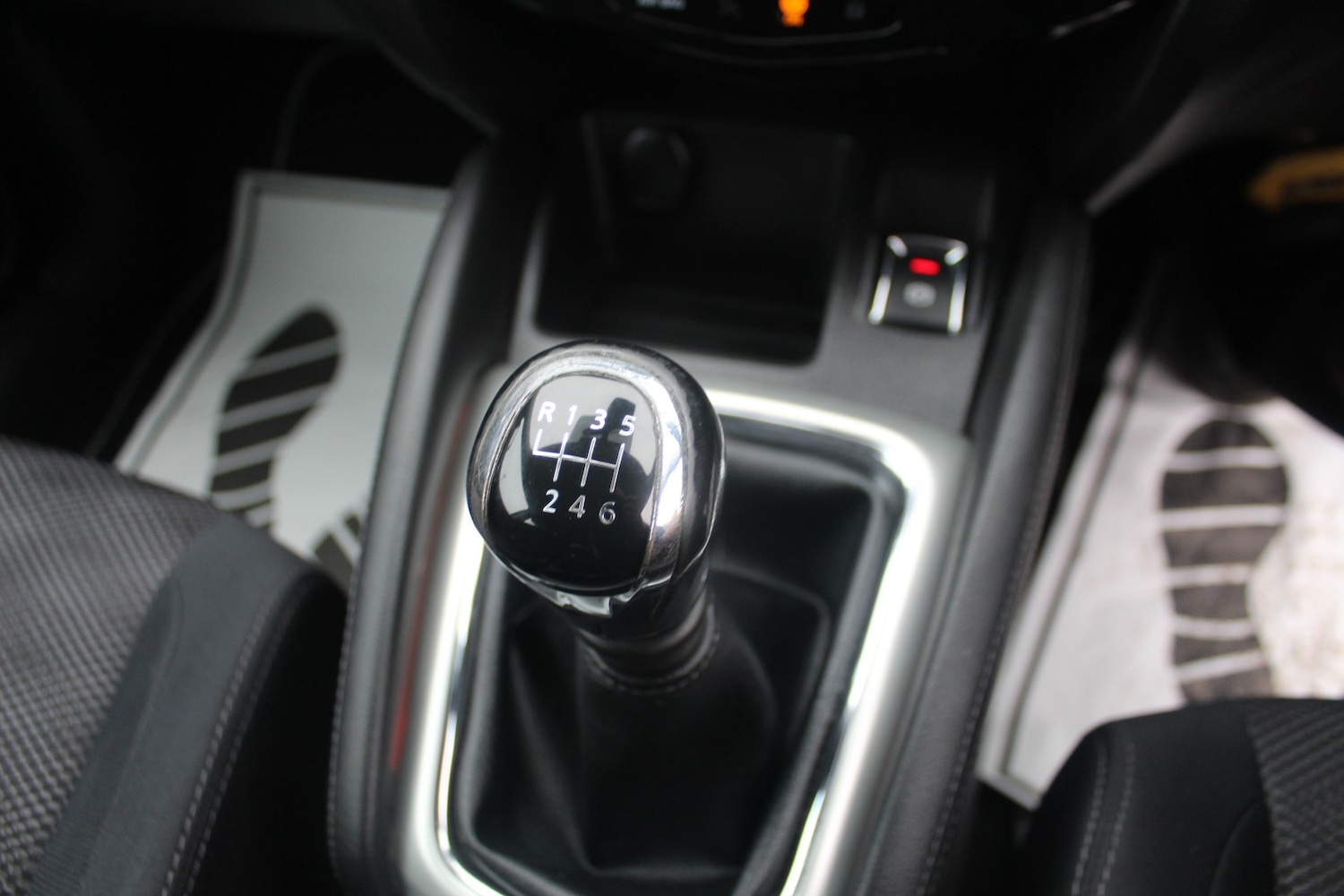 Used Nissan Qashqai 2014 for sale - 76605941: Photo 18