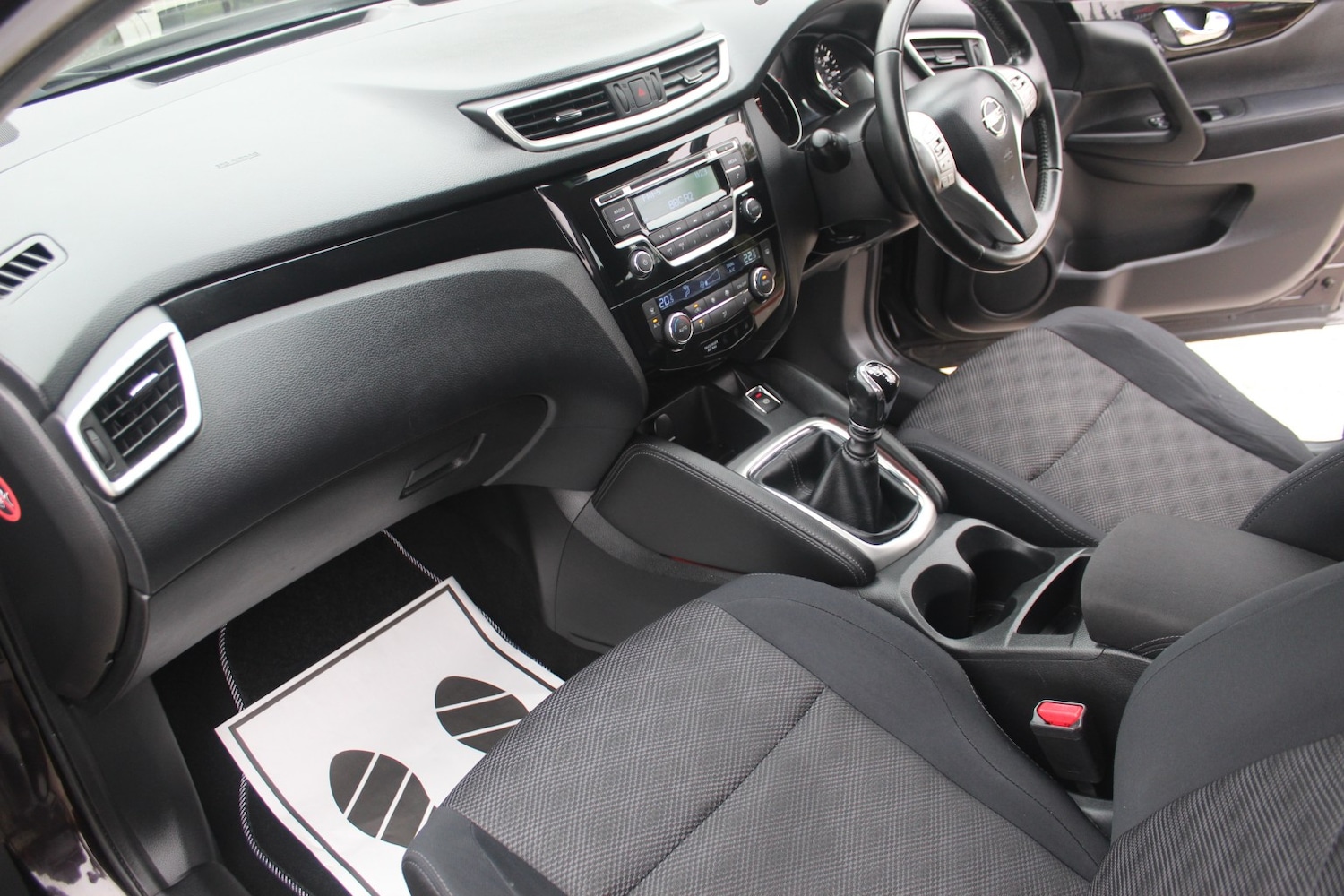 Used Nissan Qashqai 2014 for sale - 76605941: Photo 33