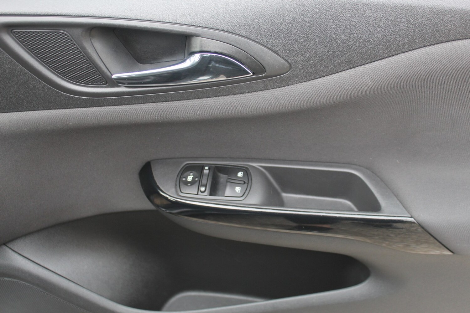 Used Vauxhall Corsa 2017 for sale - 76605774: Photo 18