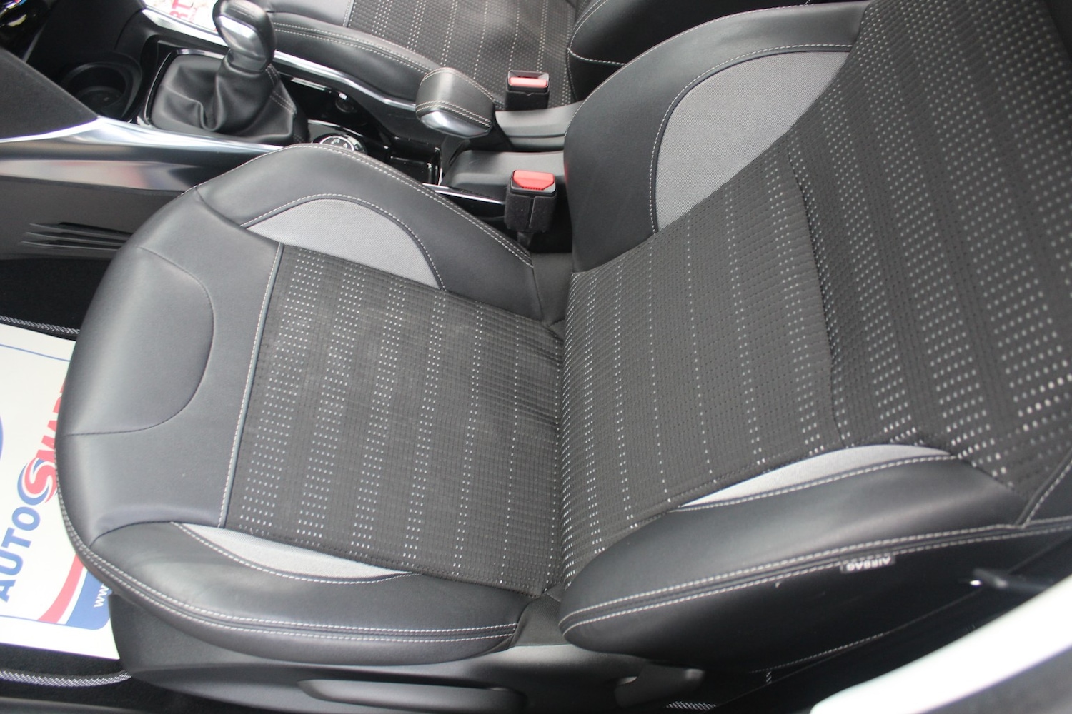 Used Peugeot 2008 2014 for sale - 76974274: Photo 36