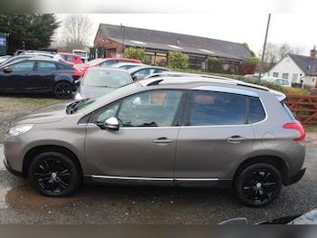 Used Peugeot 2008 2014 for sale - 76974274: Photo