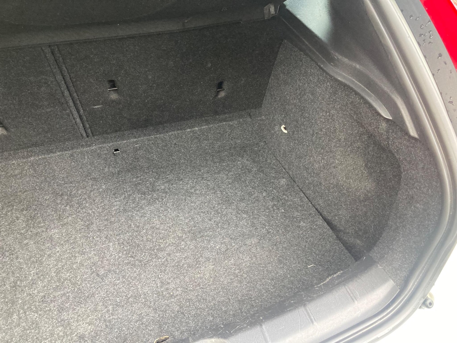 Used Volvo V40 Cross Country 2014 for sale - 76349164: Photo 20