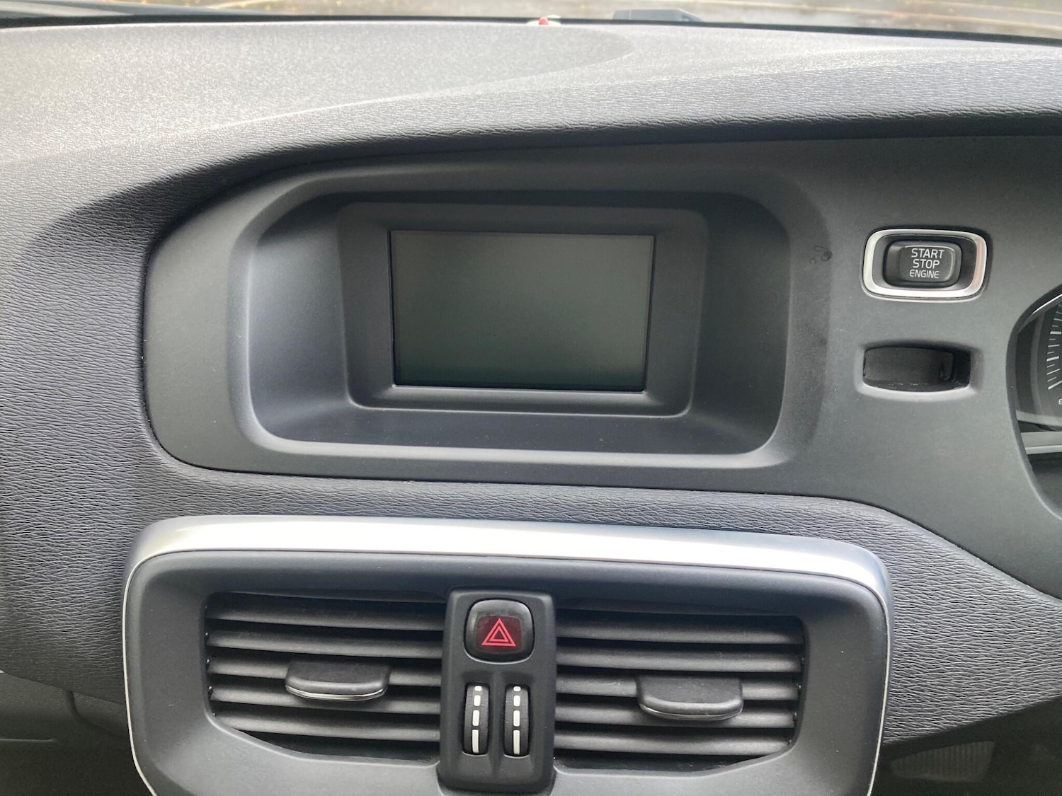 Used Volvo V40 Cross Country 2014 for sale - 76349164: Photo 21