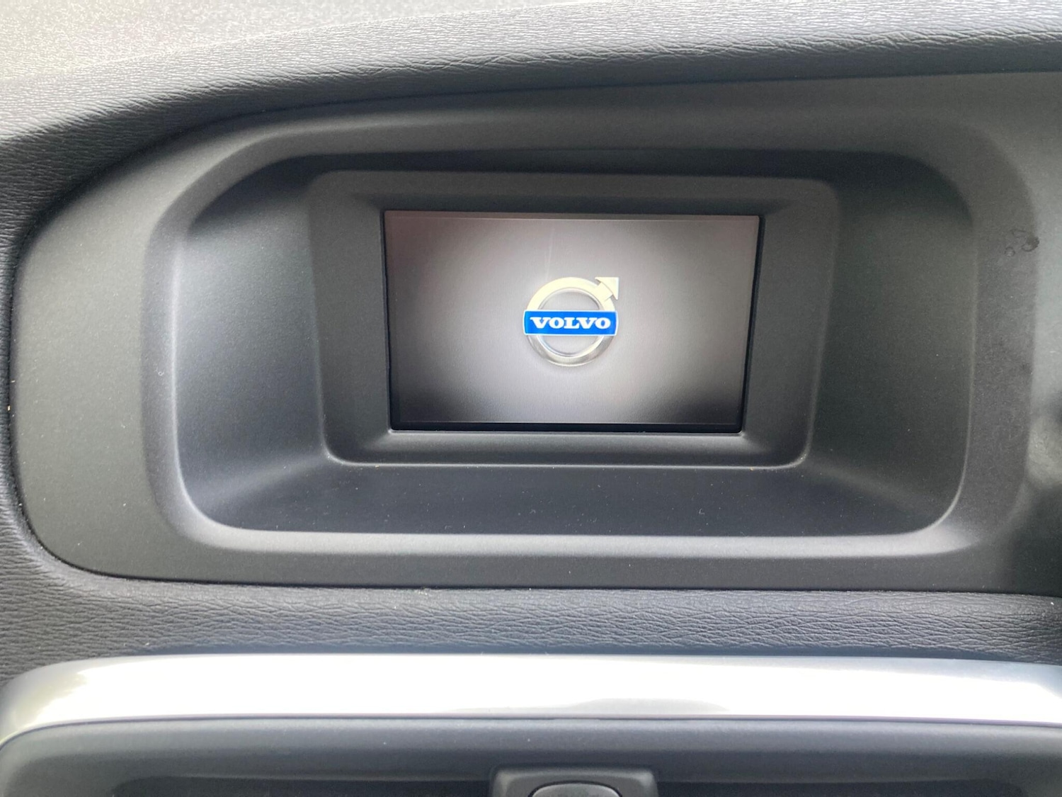 Used Volvo V40 Cross Country 2014 for sale - 76349164: Photo 32