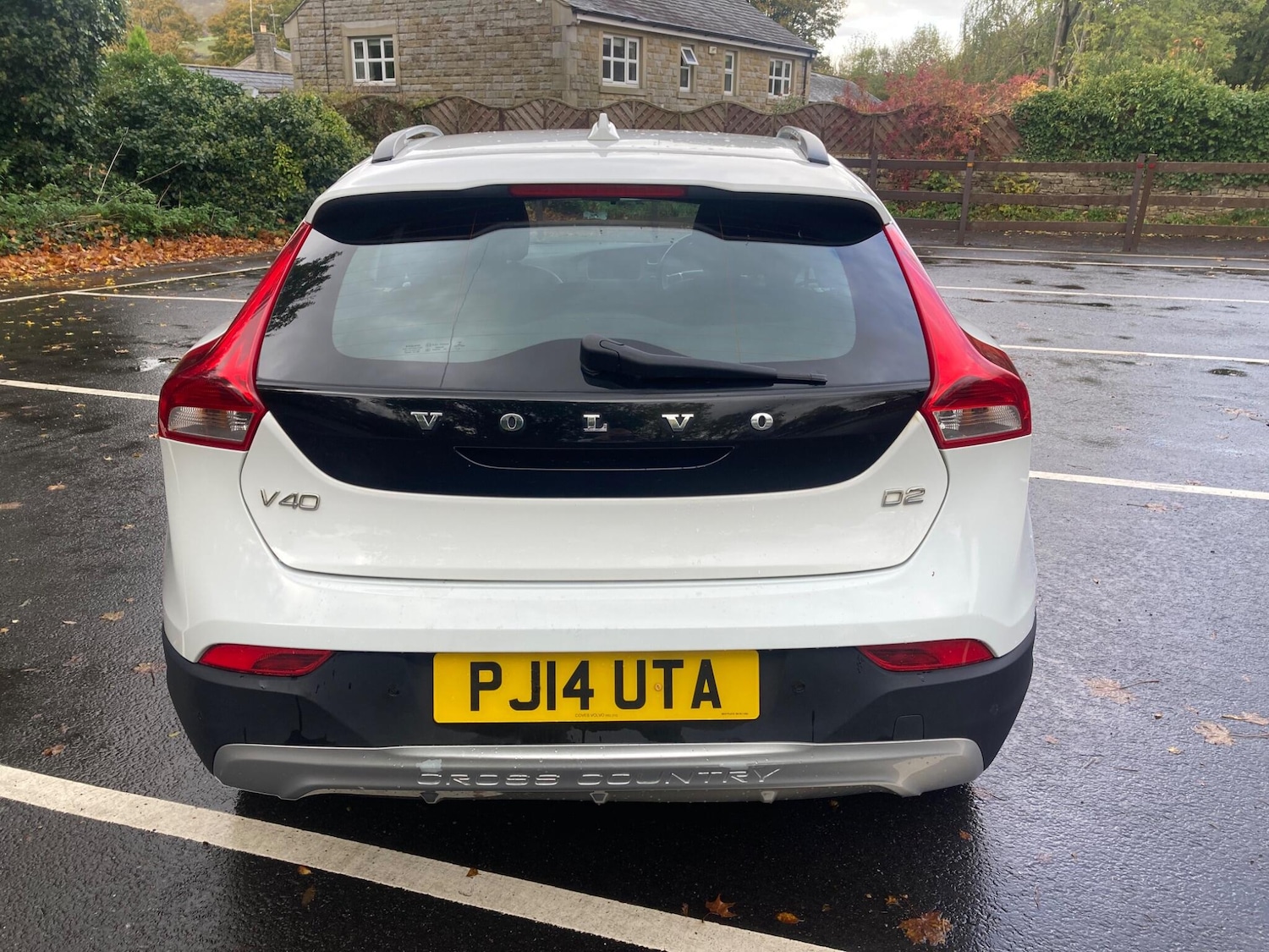 Used Volvo V40 Cross Country 2014 for sale - 76349164: Photo 4