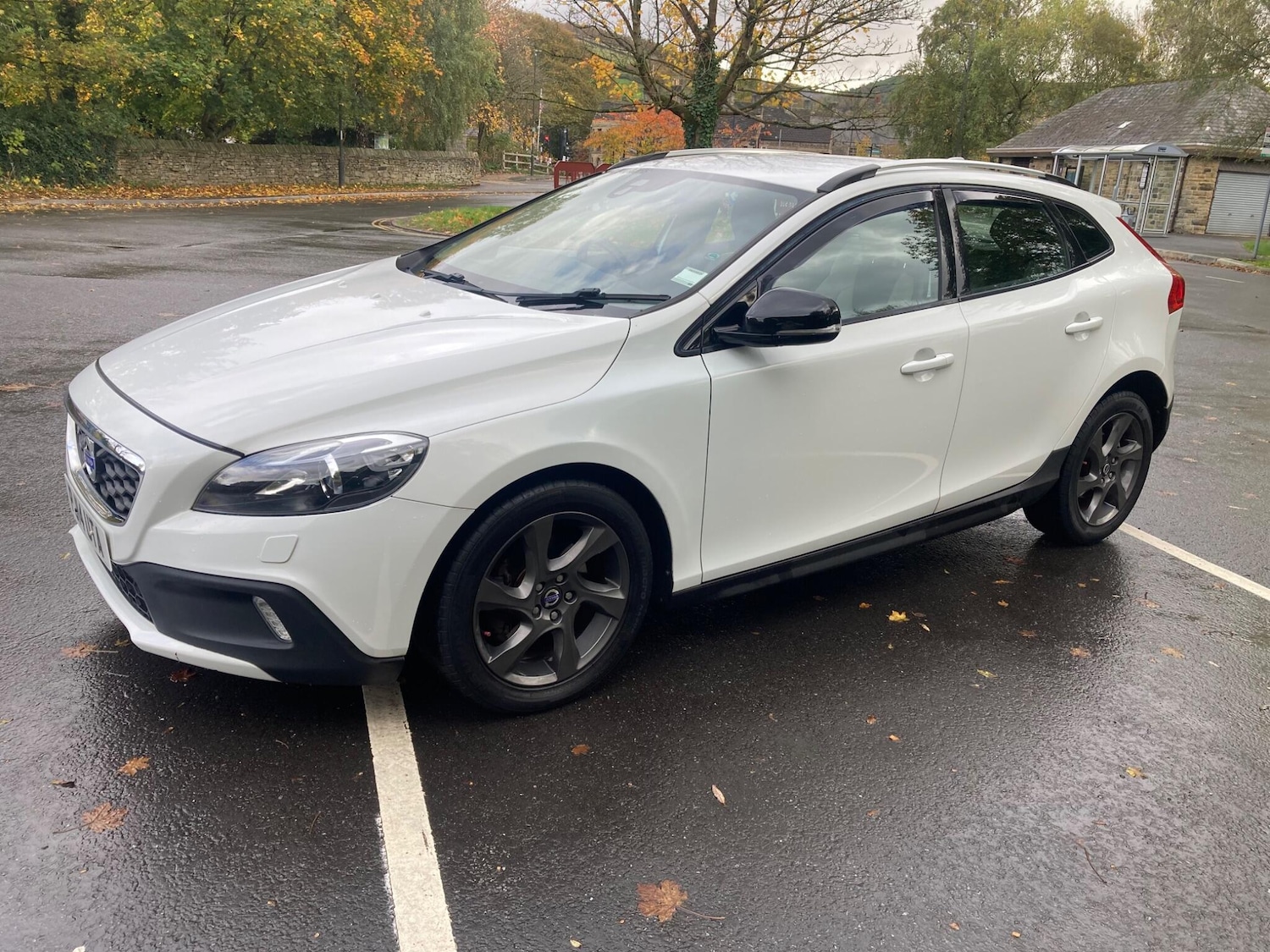 Used Volvo V40 Cross Country 2014 for sale - 76349164: Photo 7