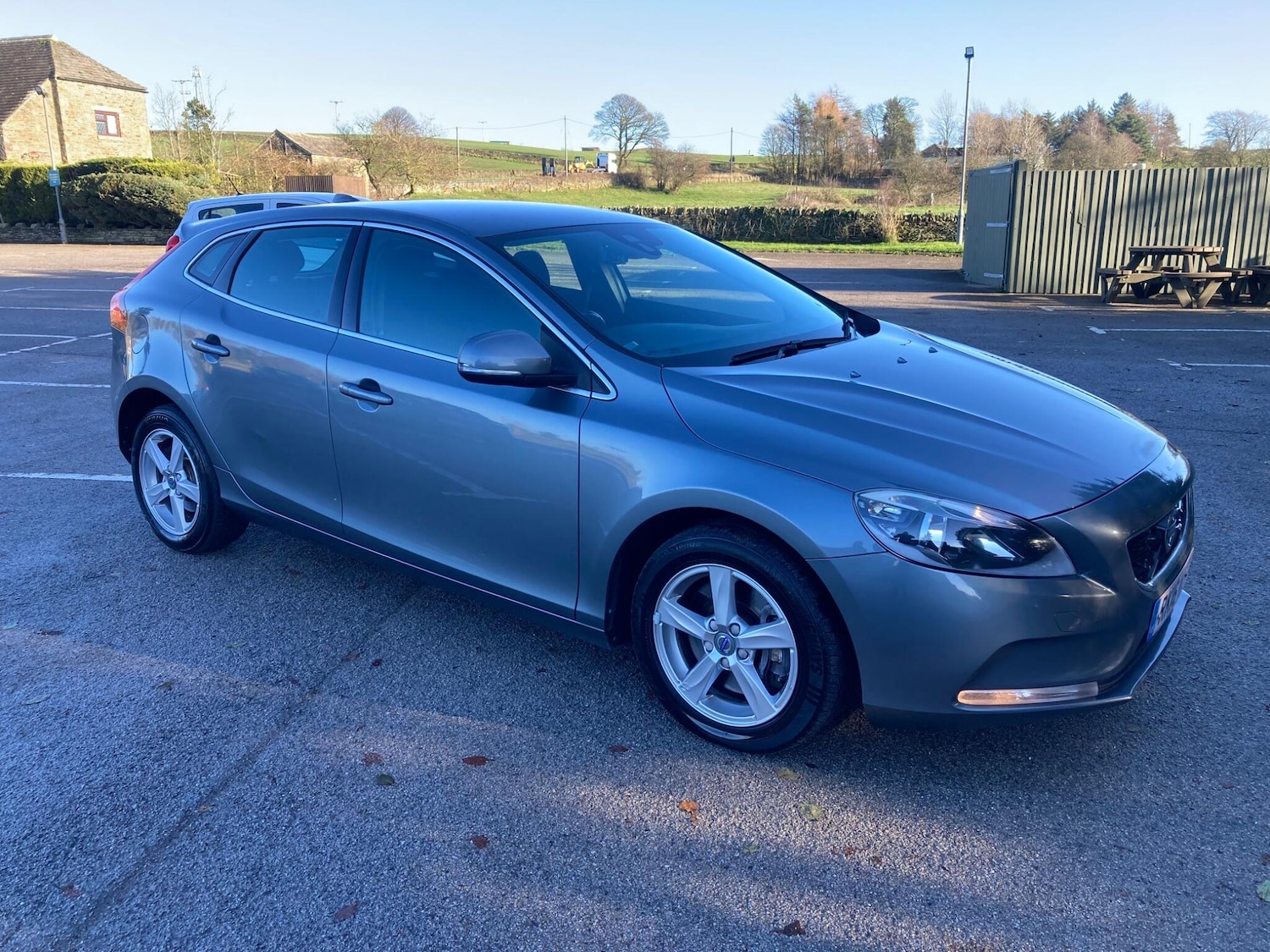 Used Volvo V40 2016 for sale - 76752595: Photo 1