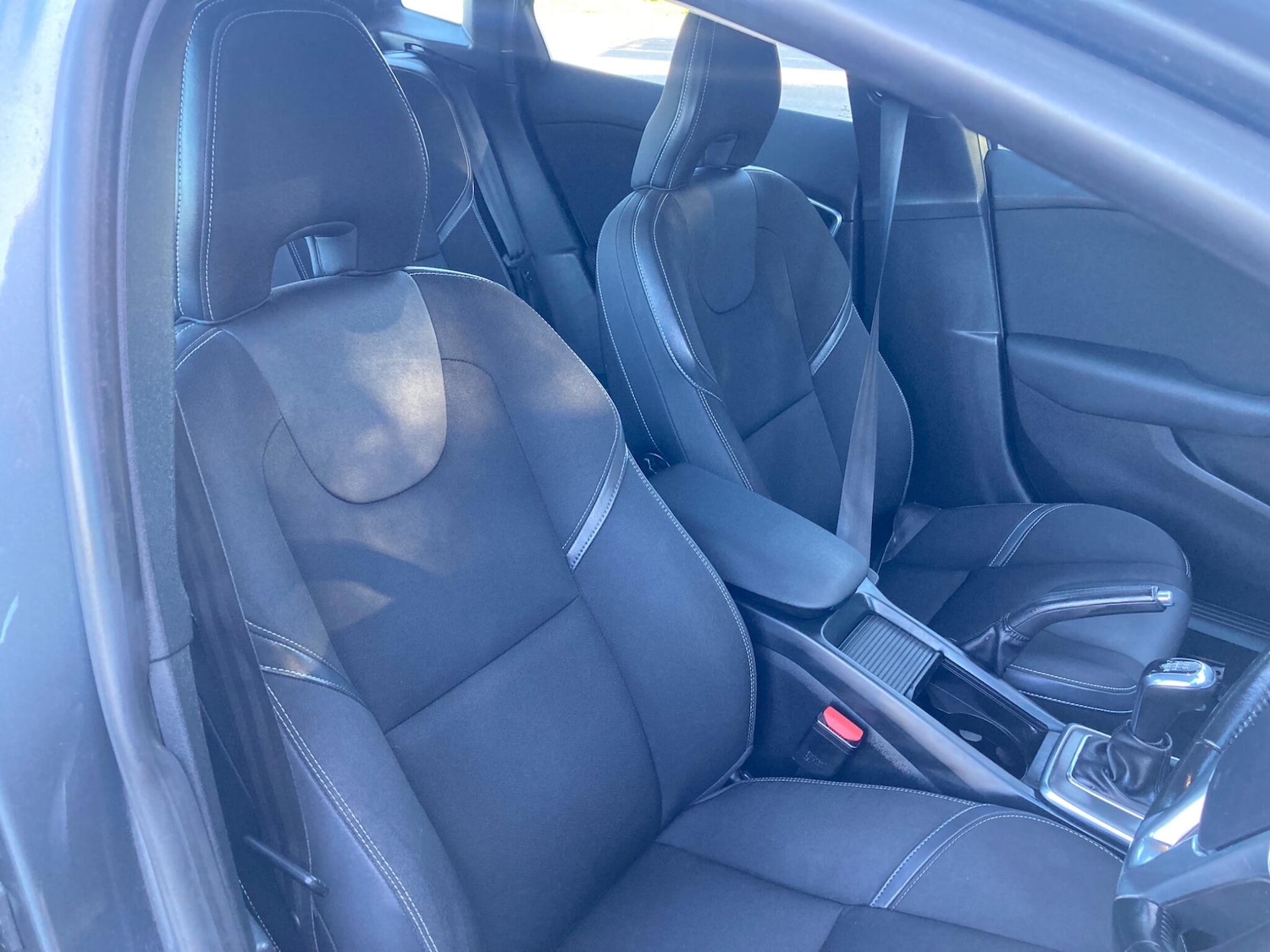 Used Volvo V40 2016 for sale - 76752595: Photo 12