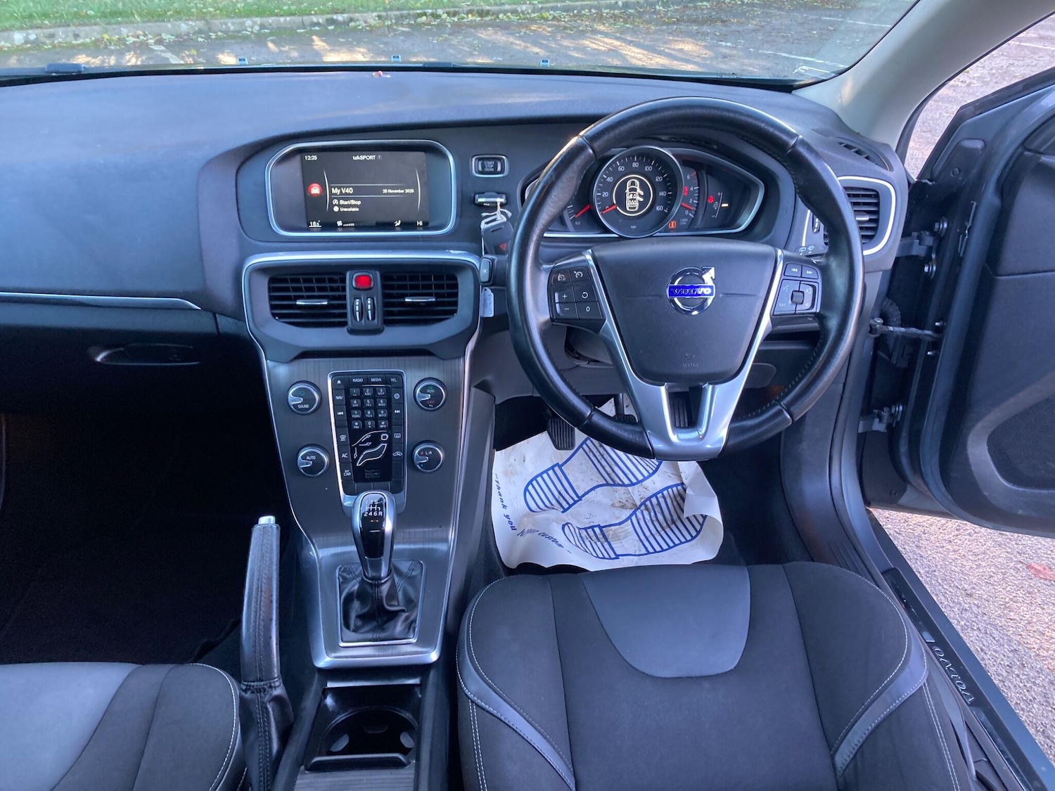 Used Volvo V40 2016 for sale - 76752595: Photo 20