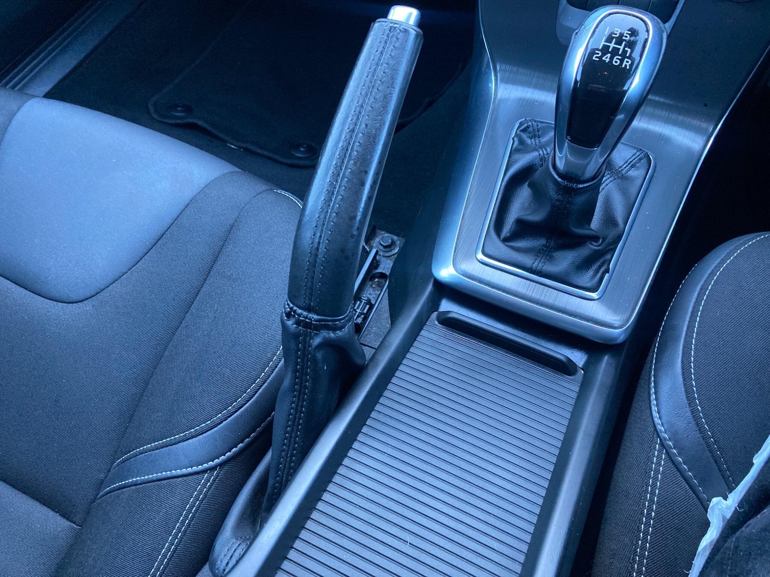 Used Volvo V40 2016 for sale - 76752595: Photo 29