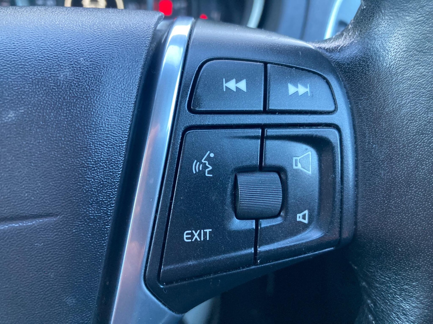 Used Volvo V40 2016 for sale - 76752595: Photo 30