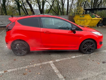Used Ford Fiesta 2013 for sale - 76752505: Photo