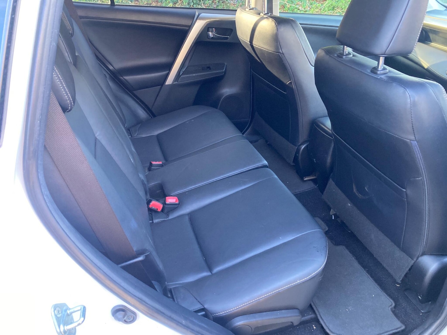 Used Toyota RAV4 2015 for sale - 76634064: Photo 18