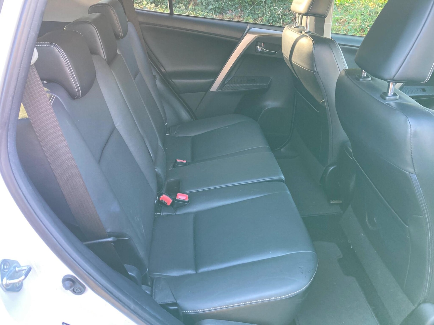 Used Toyota RAV4 2015 for sale - 76634064: Photo 19