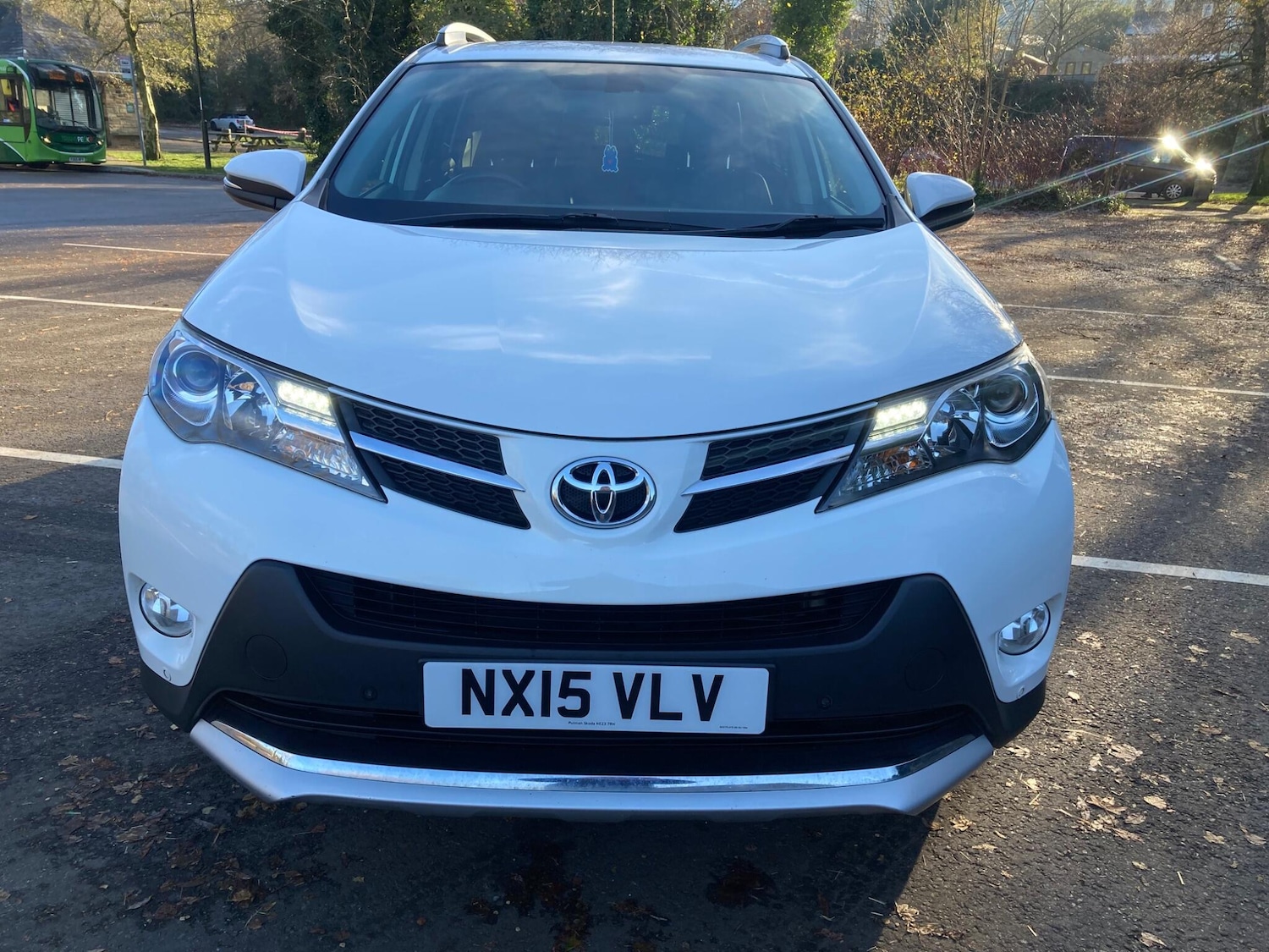 Used Toyota RAV4 2015 for sale - 76634064: Photo 2