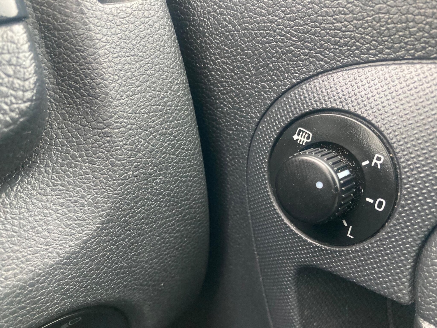 Used Skoda Fabia 2013 for sale - 77191925: Photo 28