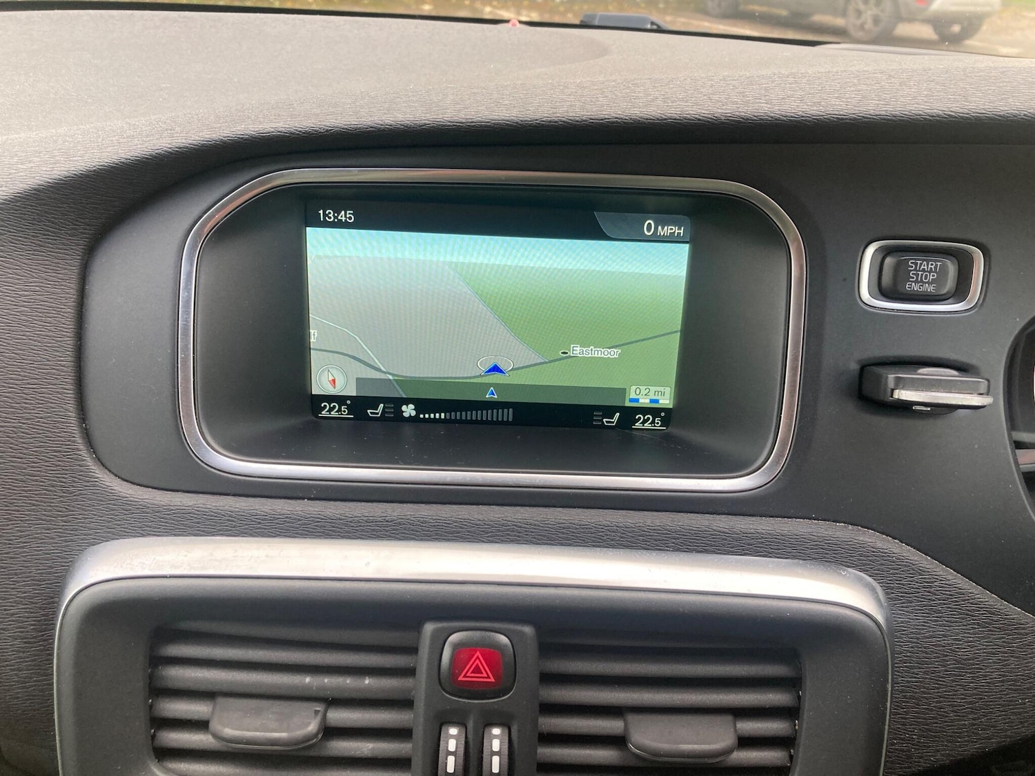 Used Volvo V40 Cross Country 2014 for sale - 76572539: Photo 24