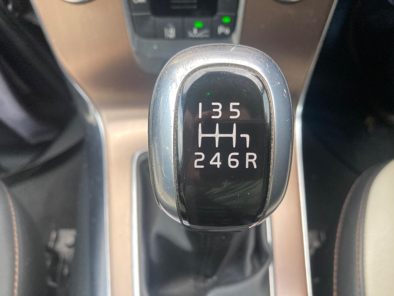 Used Volvo V40 Cross Country 2014 for sale - 76572539: Photo 26