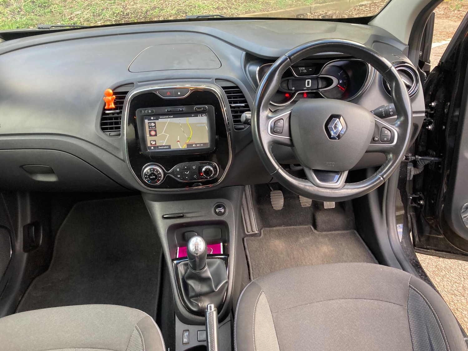 Used Renault Captur 2017 for sale - 77839979: Photo 24