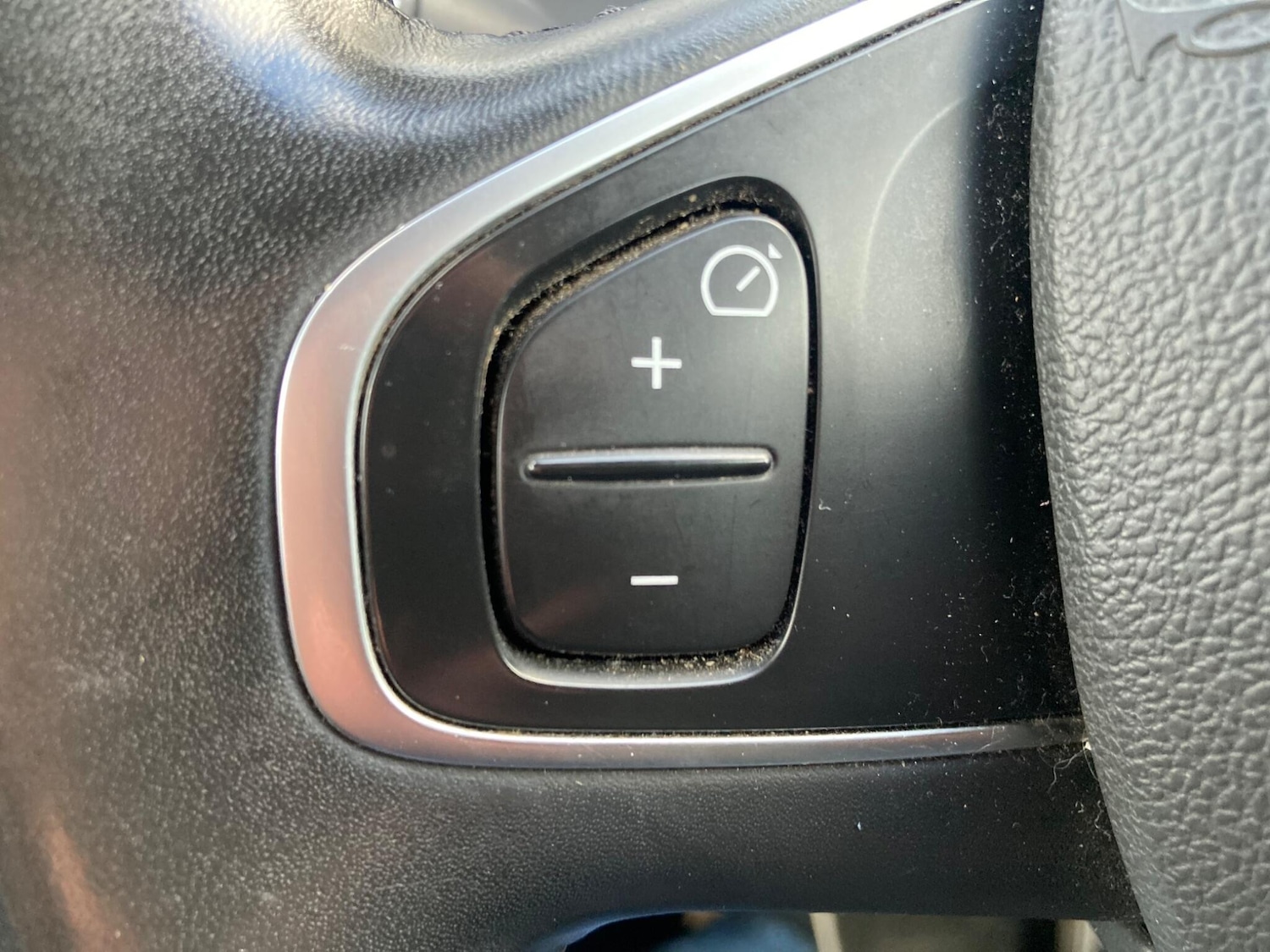 Used Renault Captur 2017 for sale - 77839979: Photo 25