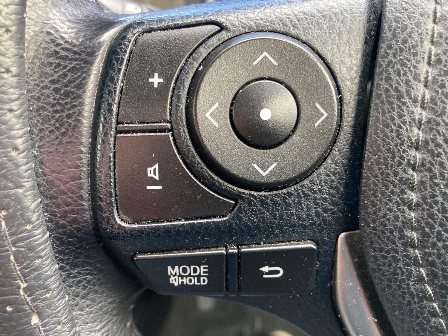 Used Toyota RAV4 for sale - 78214392: Photo 38