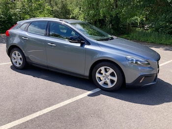 Used Volvo V40 2015 for sale - 78752988: Photo