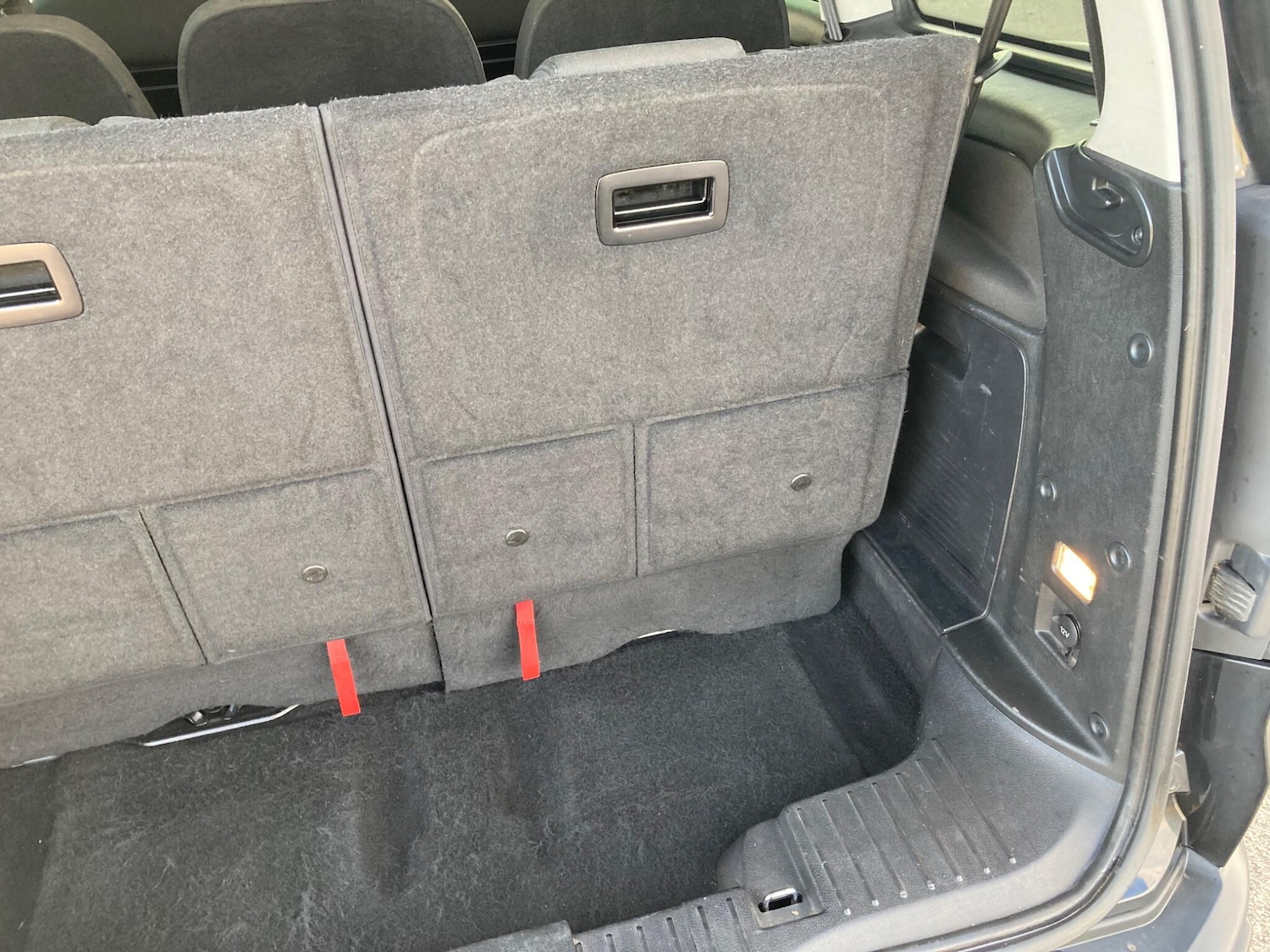 Used Ford Galaxy 2013 for sale - 76912882: Photo 25