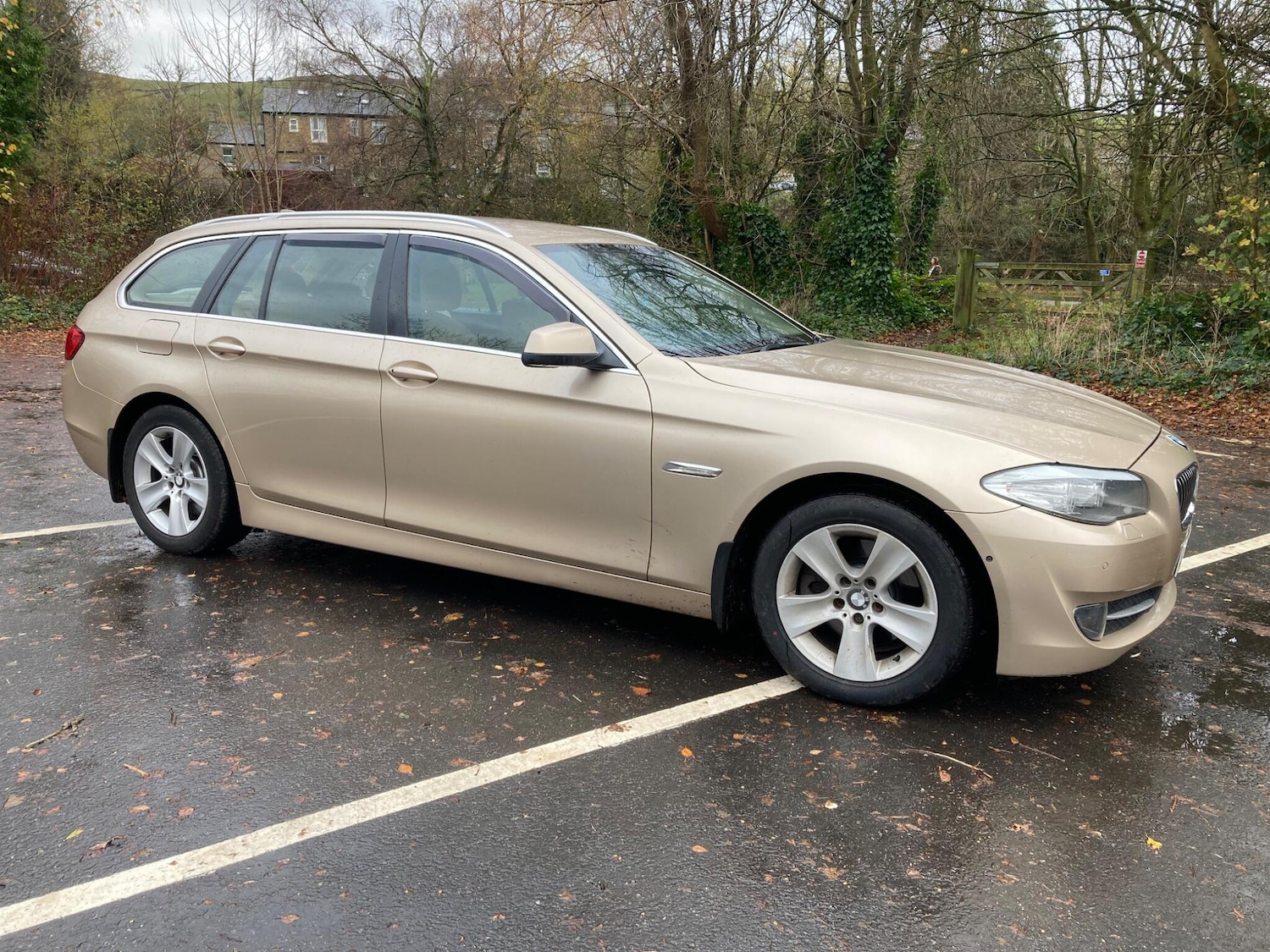 Used BMW 5 Series 2011 for sale - 76613018: Photo 1