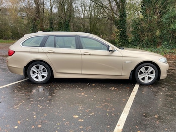 Used BMW 5 Series 2011 for sale - 76613018: Photo