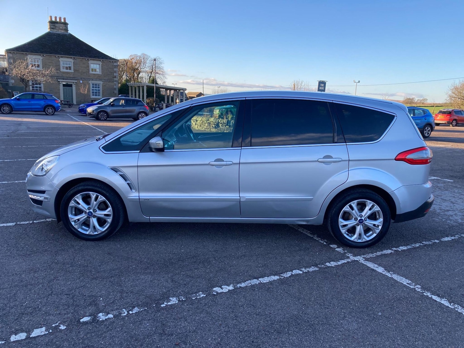 Used Ford S-Max 2010 for sale - 76657259: Photo 6