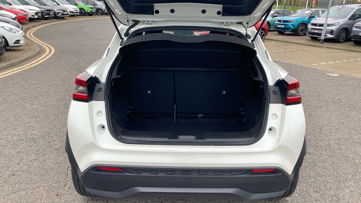 Used Nissan Juke 2023 for sale - 78011551: Photo 42