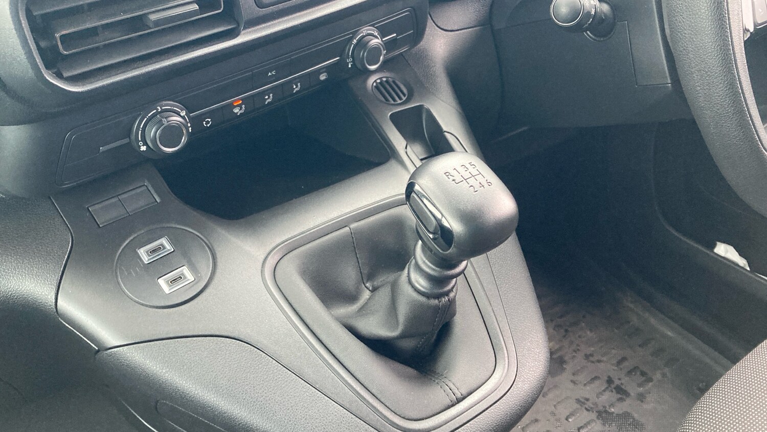 Used Vauxhall Combo 2024 for sale - 76352408: Photo 13