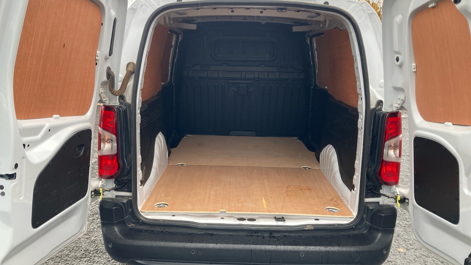 Used Vauxhall Combo 2024 for sale - 76352408: Photo 4