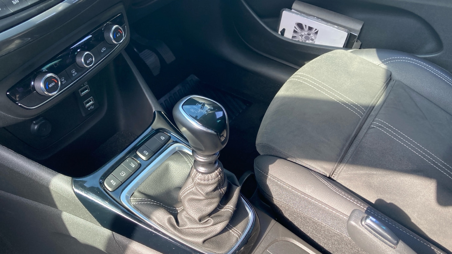 Used Vauxhall Crossland 2023 for sale - 78199444: Photo 13