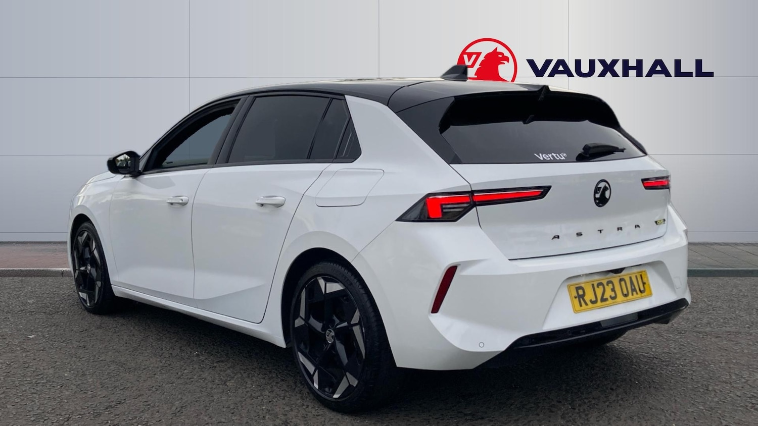 Used Vauxhall Astra 2023 for sale - 76382542: Photo 2