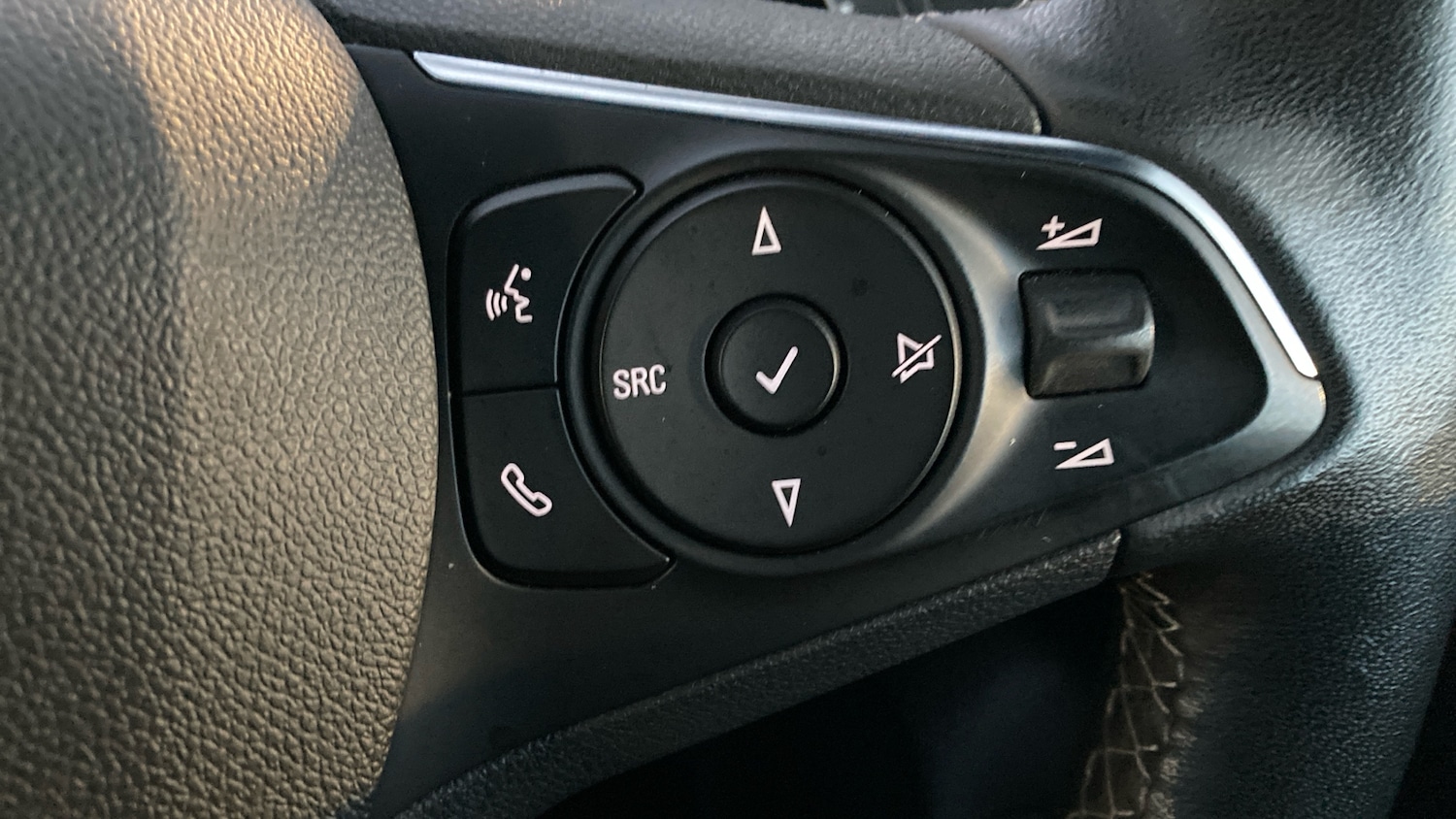 Used Vauxhall Mokka 2022 for sale - 77208180: Photo 35