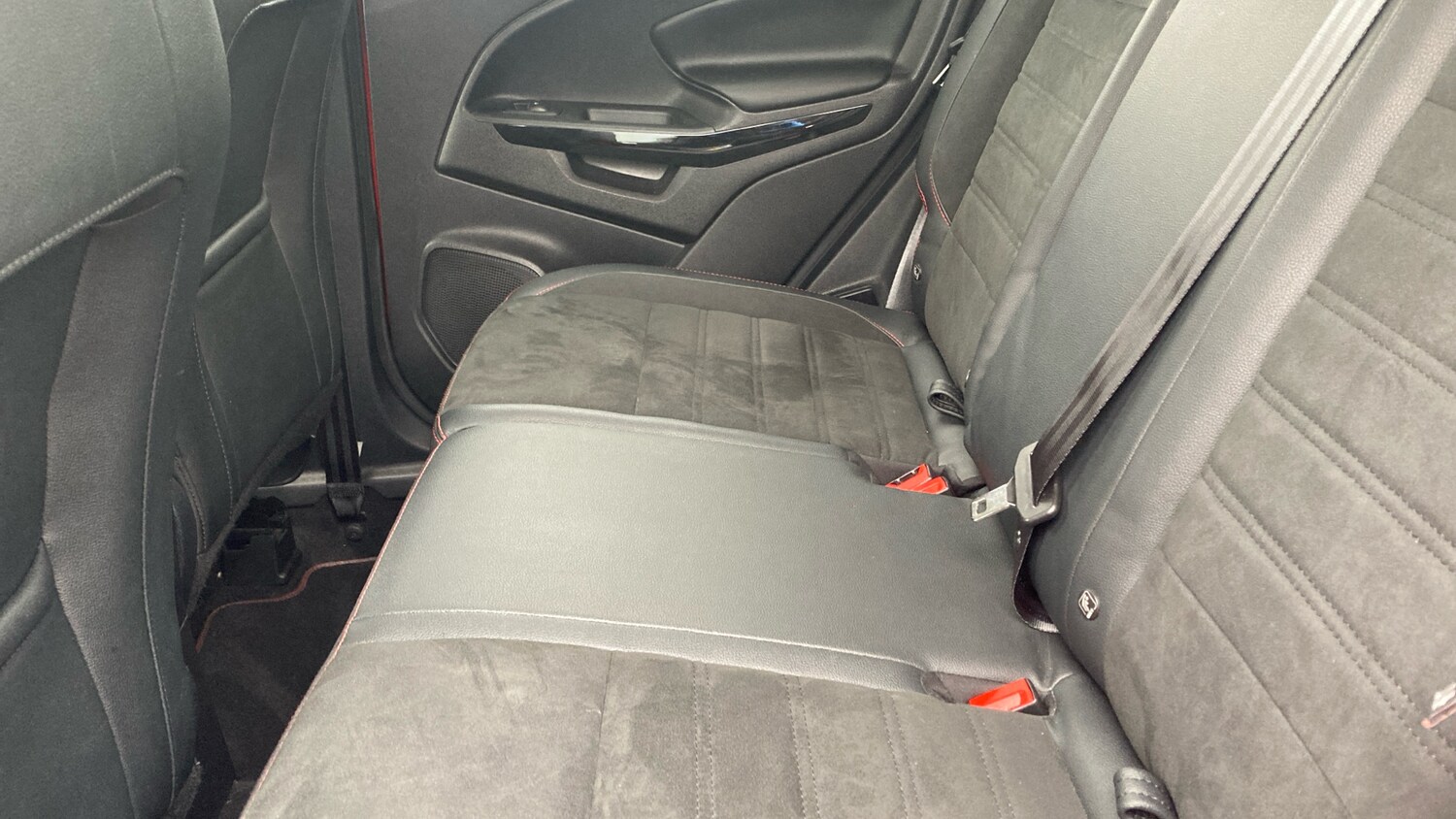 Used Ford Ecosport 2019 for sale - 76274405: Photo 16