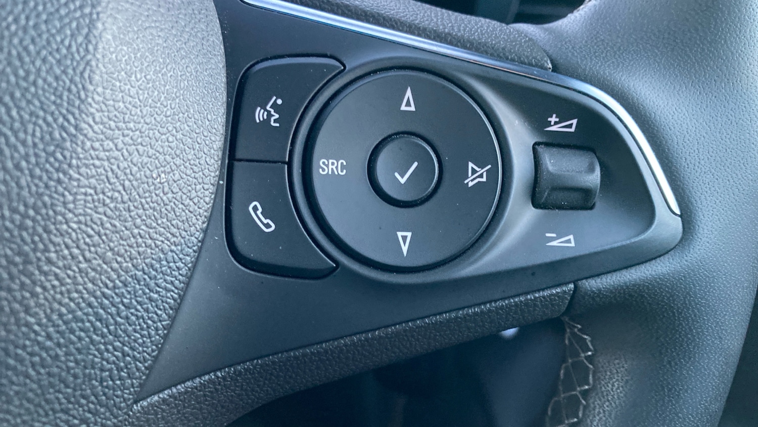 Used Vauxhall Mokka 2024 for sale - 77233560: Photo 34