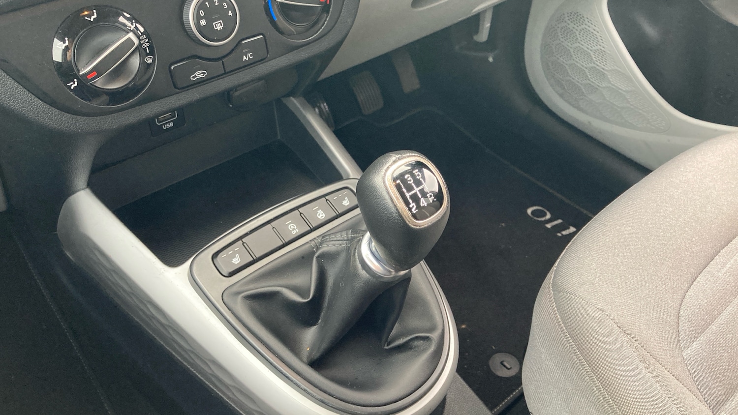 Used Hyundai i10 2020 for sale - 76497197: Photo 13