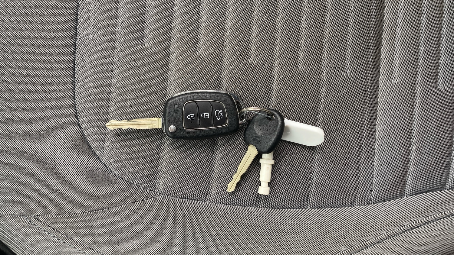 Used Hyundai i10 2020 for sale - 76497197: Photo 20