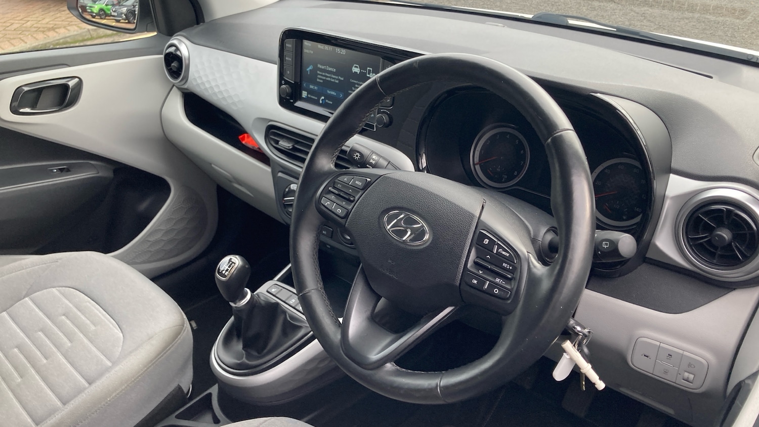 Used Hyundai i10 2020 for sale - 76497197: Photo 36