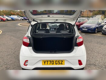 Used Hyundai i10 2020 for sale - 76497197: Photo